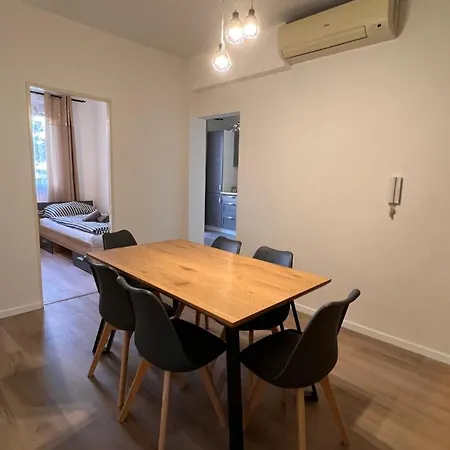 شقة Air Conditioned 3 Apartment, Near Technopol براتسيلافا