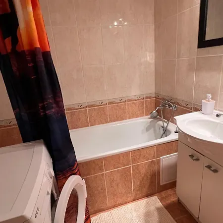 דירה Air Conditioned 3 Apartment, Near Technopol *